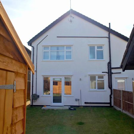 The Coppice Apartment Watford  Exterior photo