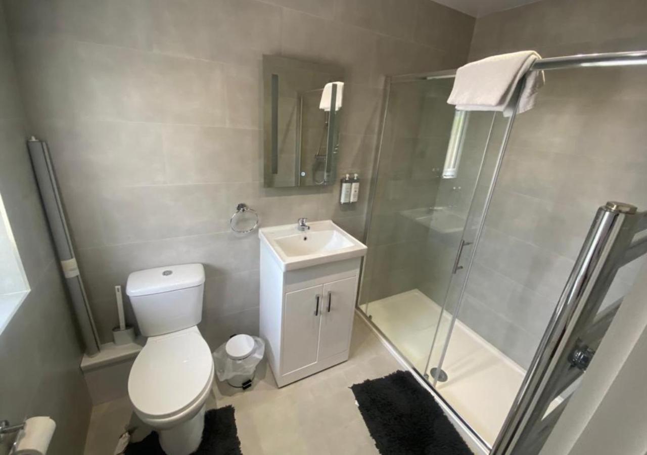 The Coppice Apartment Watford  Exterior photo