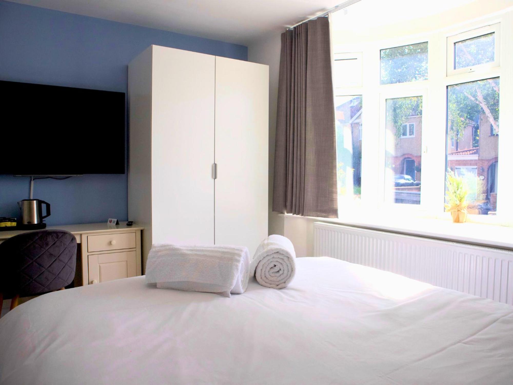 The Coppice Apartment Watford  Exterior photo