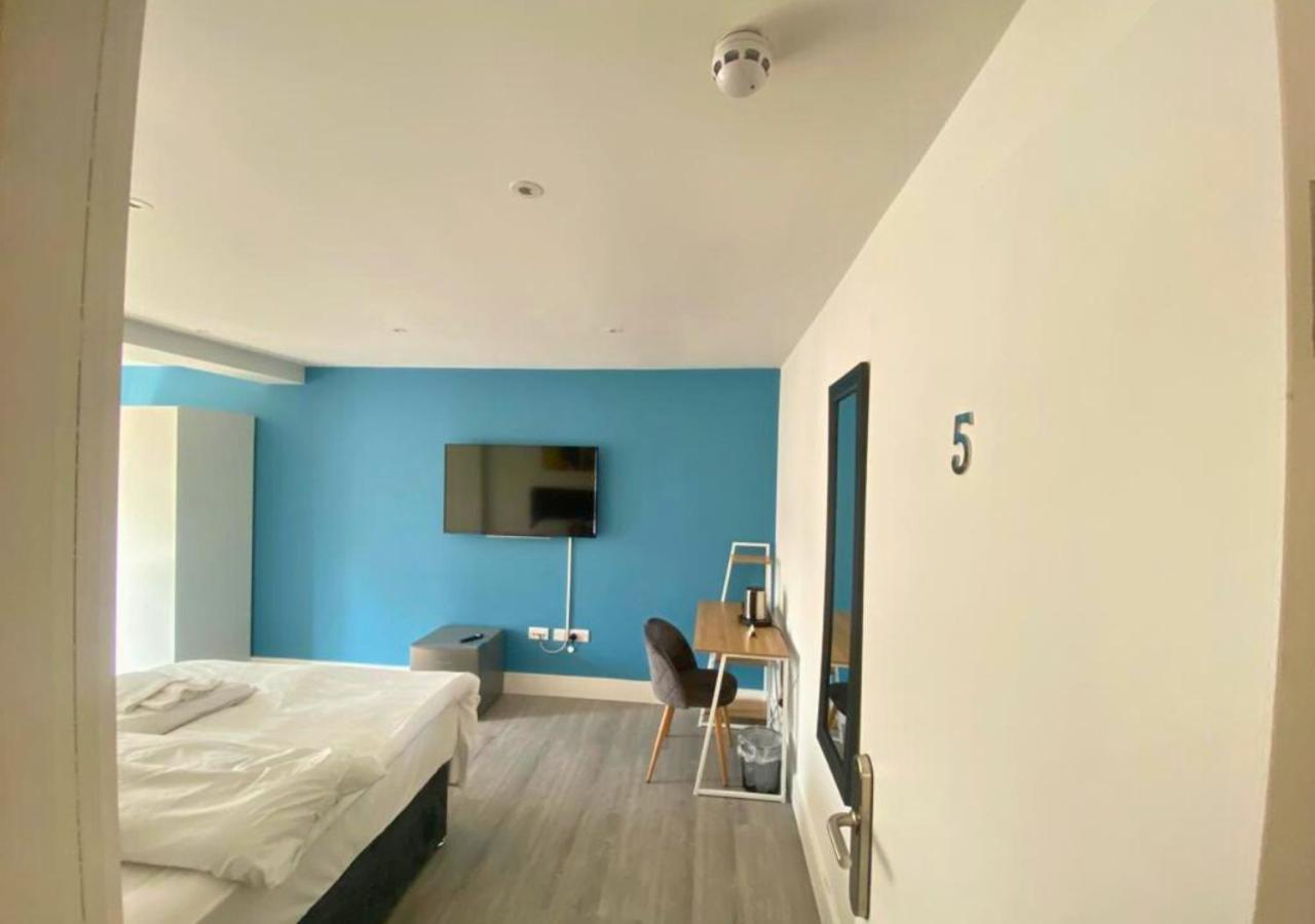 The Coppice Apartment Watford  Exterior photo