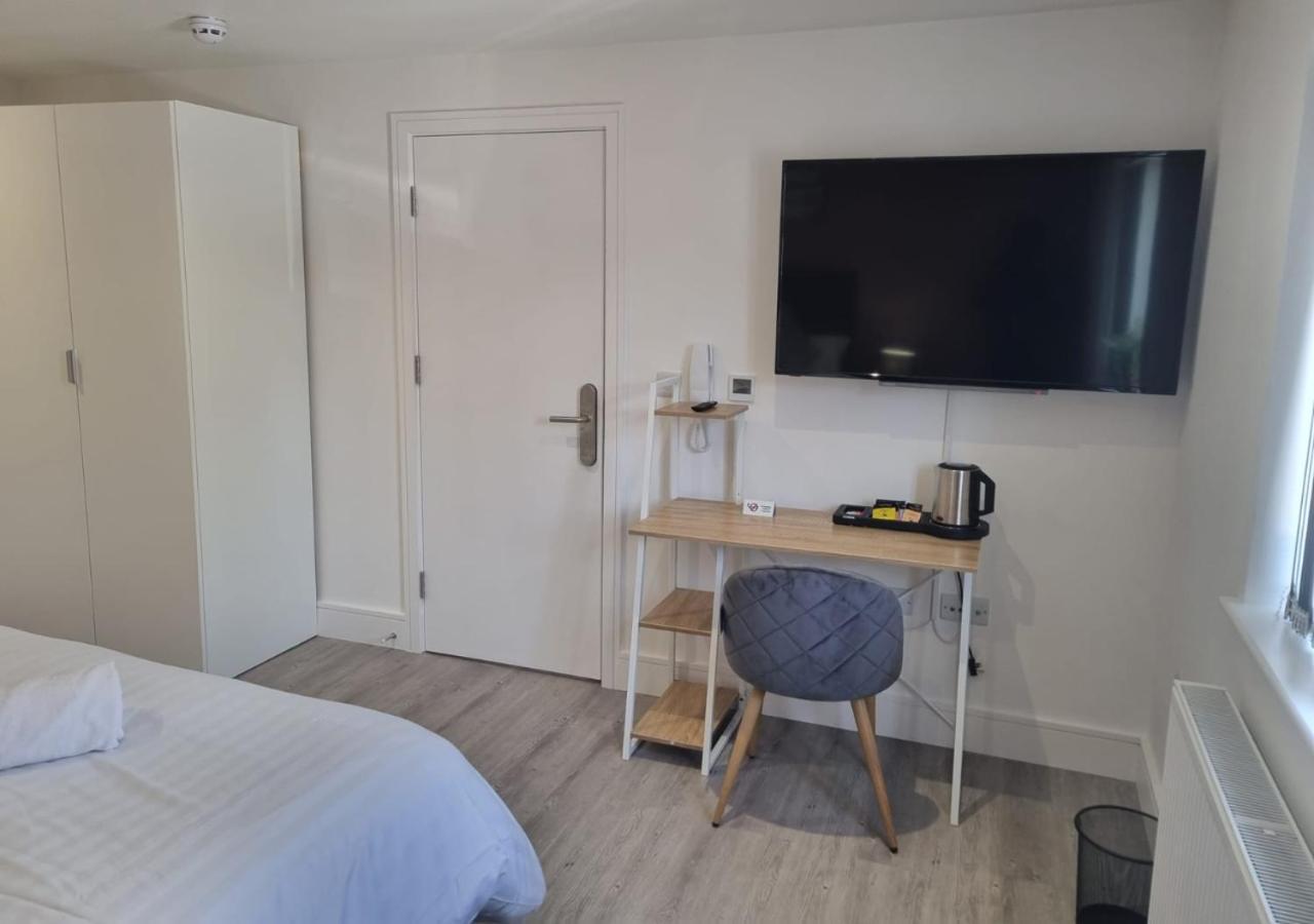 The Coppice Apartment Watford  Exterior photo